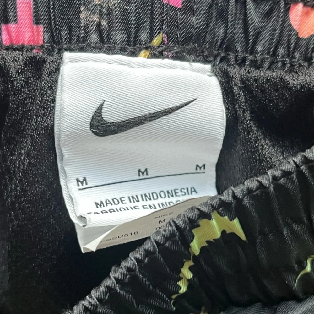 EUC - Lot of 2 - Nike Men's Medium Bathing Suits